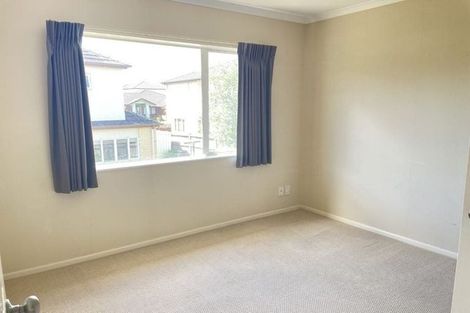 Photo of property in 6 Oswald Close, Flat Bush, Auckland, 2016