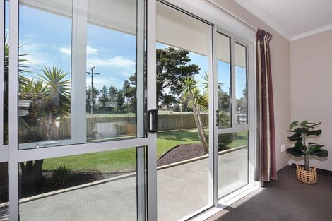 Photo of property in 3 Edward Street, Bulls, 4818