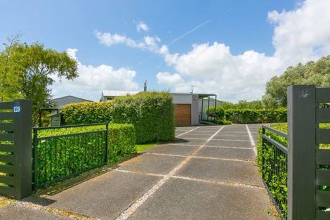 Photo of property in 129 Richmond Road, Brixton, New Plymouth, 4373