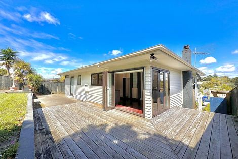 Photo of property in 9 Elliott Avenue, Bayview, Auckland, 0629