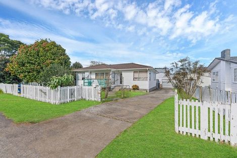 Photo of property in 14 Bedlington Avenue, Manurewa, Auckland, 2102