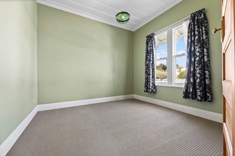 Photo of property in 15 Myrtle Street, Hamilton East, Hamilton, 3216