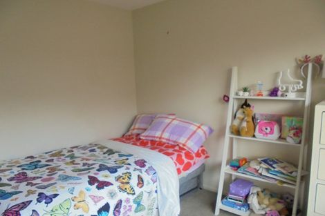 Photo of property in 2/39 Jennifer Street, Bryndwr, Christchurch, 8053