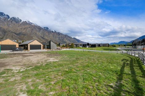 Photo of property in 32 Taurus Lane, Jacks Point, 9371