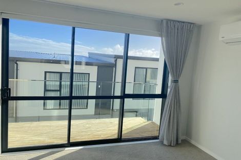 Photo of property in 33 Hinonga Loop, Silverdale, 0932