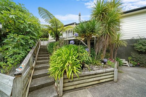 Photo of property in 25 Postgate Drive, Whitby, Porirua, 5024