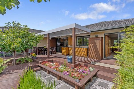 Photo of property in 9 Mohill Place, East Tamaki Heights, Auckland, 2016