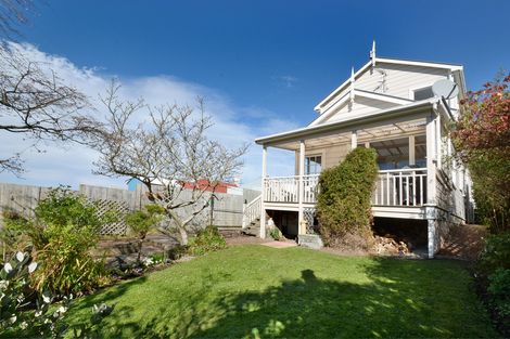 Photo of property in 16 Galloway Street, Mornington, Dunedin, 9011
