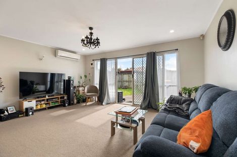 Photo of property in 1/66 Huia Road, Papatoetoe, Auckland, 2025