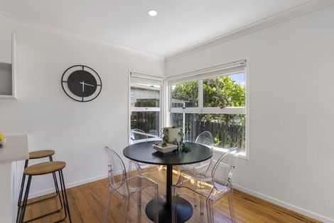 Photo of property in 7b Anne Road, Hillcrest, Auckland, 0627