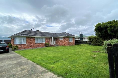 Photo of property in 8 Hunua Road, Papakura, 2110