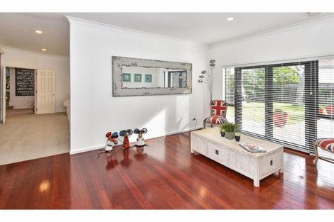 Photo of property in 21 Del Mar Court, Shamrock Park, Auckland, 2016