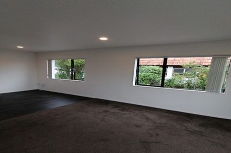 Photo of property in 1/111 Lincoln Park Avenue, Massey, Auckland, 0614