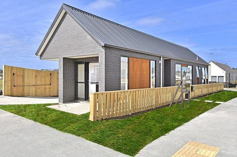 Photo of property in 1 Herekino Street, Westgate, Auckland, 0814