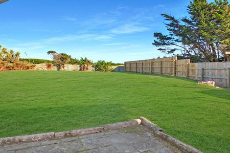 Photo of property in 20 Mack Street, Foxton Beach, Foxton, 4815