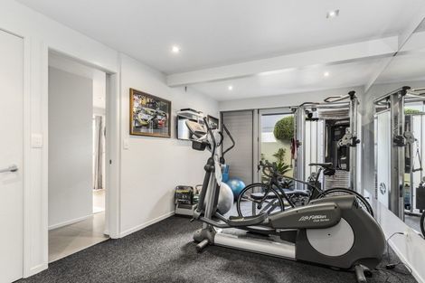 Photo of property in 36 Marine Parade, Mount Maunganui, 3116