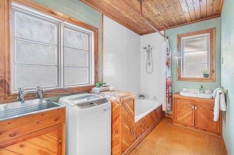 Photo of property in 34 Edna Street, Ocean View, Dunedin, 9035