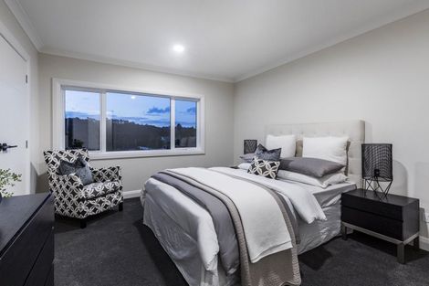 Photo of property in 11 Henry Blyth Lane, Greenhithe, Auckland, 0632