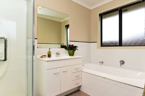 Photo of property in 21 Santiago Place, Flagstaff, Hamilton, 3210