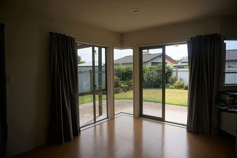 Photo of property in 68 Whiting Crescent, Greenmeadows, Napier, 4112