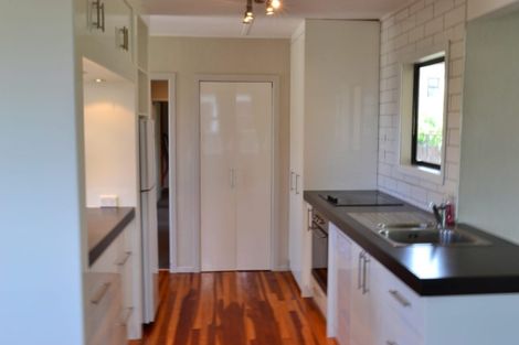 Photo of property in 12 Grant Place, Greenmeadows, Napier, 4112