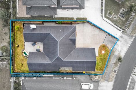 Photo of property in 32 Corricvale Way, Northcross, Auckland, 0630