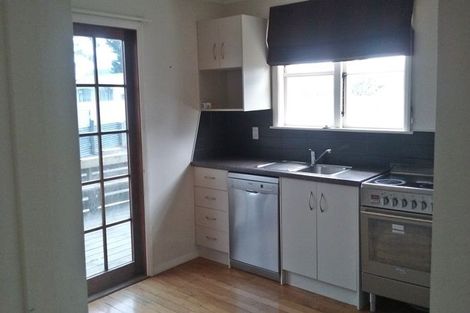 Photo of property in 26-27 Esk Street, Roslyn, Palmerston North, 4414