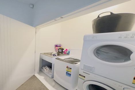 Photo of property in 12 Taiaha Street, Papakura, 2110