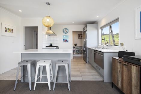 Photo of property in 18 Tokerau Crescent, Pukekohe, 2120