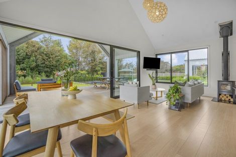 Photo of property in 5 Matai Grove, Greytown, 5712