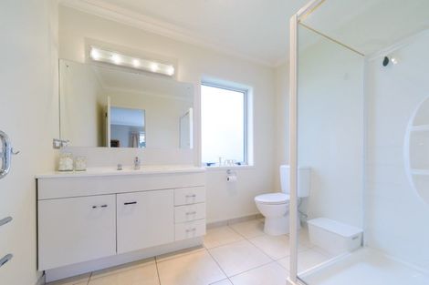 Photo of property in 44 Phillips Street, Sanson, 4817