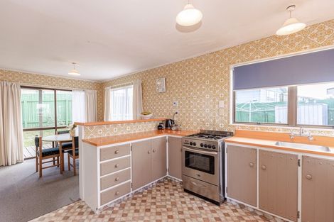 Photo of property in 8 Karyn Street, Castlecliff, Whanganui, 4501