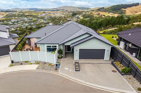Photo of property in 22 Topsail Way, Whitby, Porirua, 5024