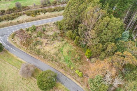 Photo of property in 7 Sherwill Street, Halcombe, 4779