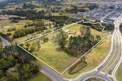 Photo of property in 1 Old Pine Valley Road, Dairy Flat, Silverdale, 0992