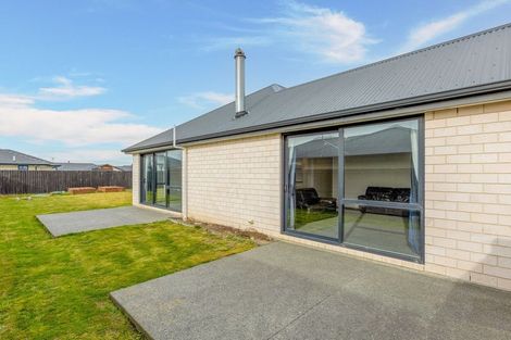 Photo of property in 28 Walter Place, Kirwee, Darfield, 7571