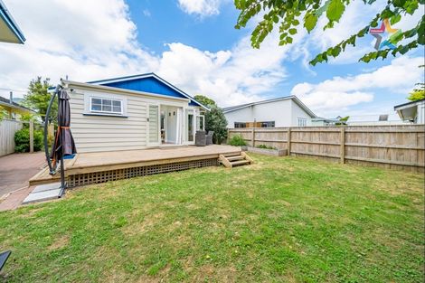 Photo of property in 13 Pitt Street, Moera, Lower Hutt, 5010