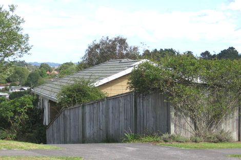 Photo of property in 121 West Harbour Drive, West Harbour, Auckland, 0618