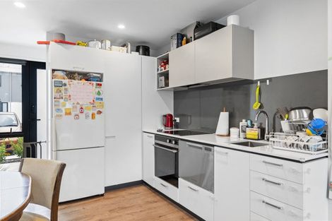 Photo of property in 2/30 Frederick Street, Waltham, Christchurch, 8011