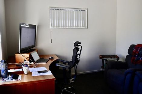 Photo of property in 17 Maddison Place, Welcome Bay, Tauranga, 3112