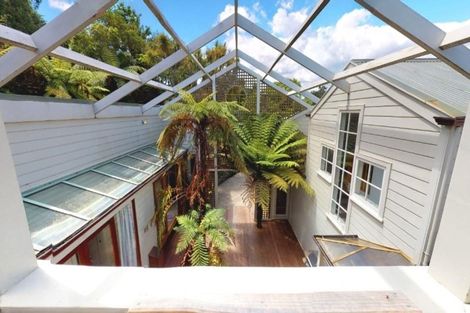 Photo of property in 5 Wairere Road, Belmont, Lower Hutt, 5010