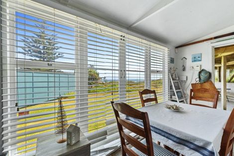 Photo of property in 285 Pukehina Parade, Pukehina, 3189