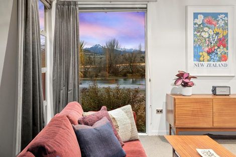 Photo of property in 10 Bridgewater Terrace, Albert Town, Wanaka, 9305