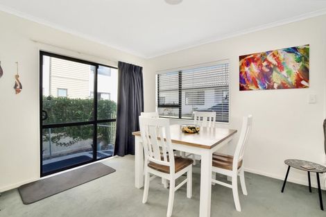 Photo of property in 8e Heath Street, Mount Maunganui, 3116