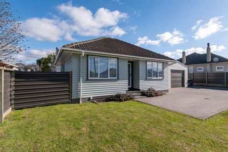Photo of property in 28 Koutu Road, Koutu, Rotorua, 3010