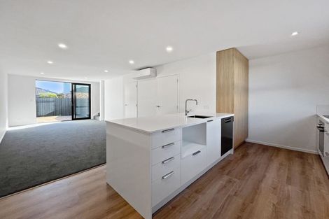 Photo of property in 2/46b Division Street, Riccarton, Christchurch, 8041