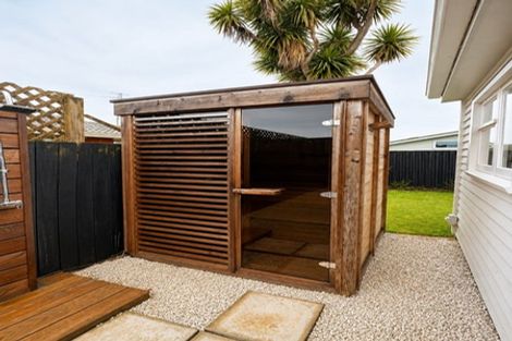 Photo of property in 20 Aorangi Road, Bryndwr, Christchurch, 8053