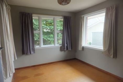 Photo of property in 16 Mclellan Place, Ilam, Christchurch, 8041