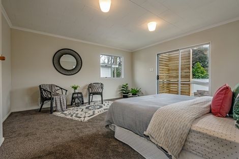 Photo of property in 5 Sutherland Crescent, Westbrook, Palmerston North, 4412