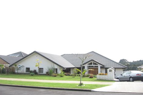 Photo of property in 30 Lamia Place, The Gardens, Auckland, 2105